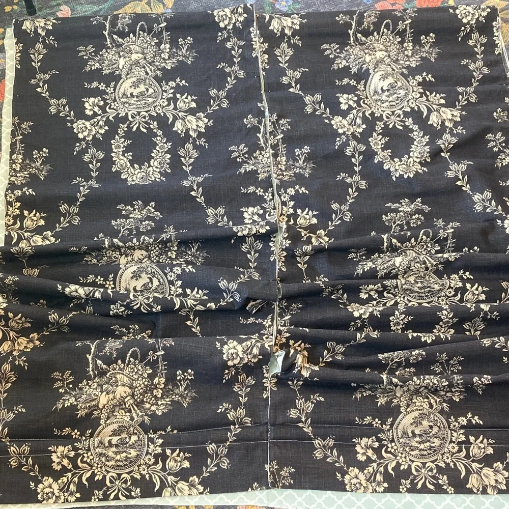 Set of Two French Door Relaxed Roman Shades Country House Toile Off Black Beige